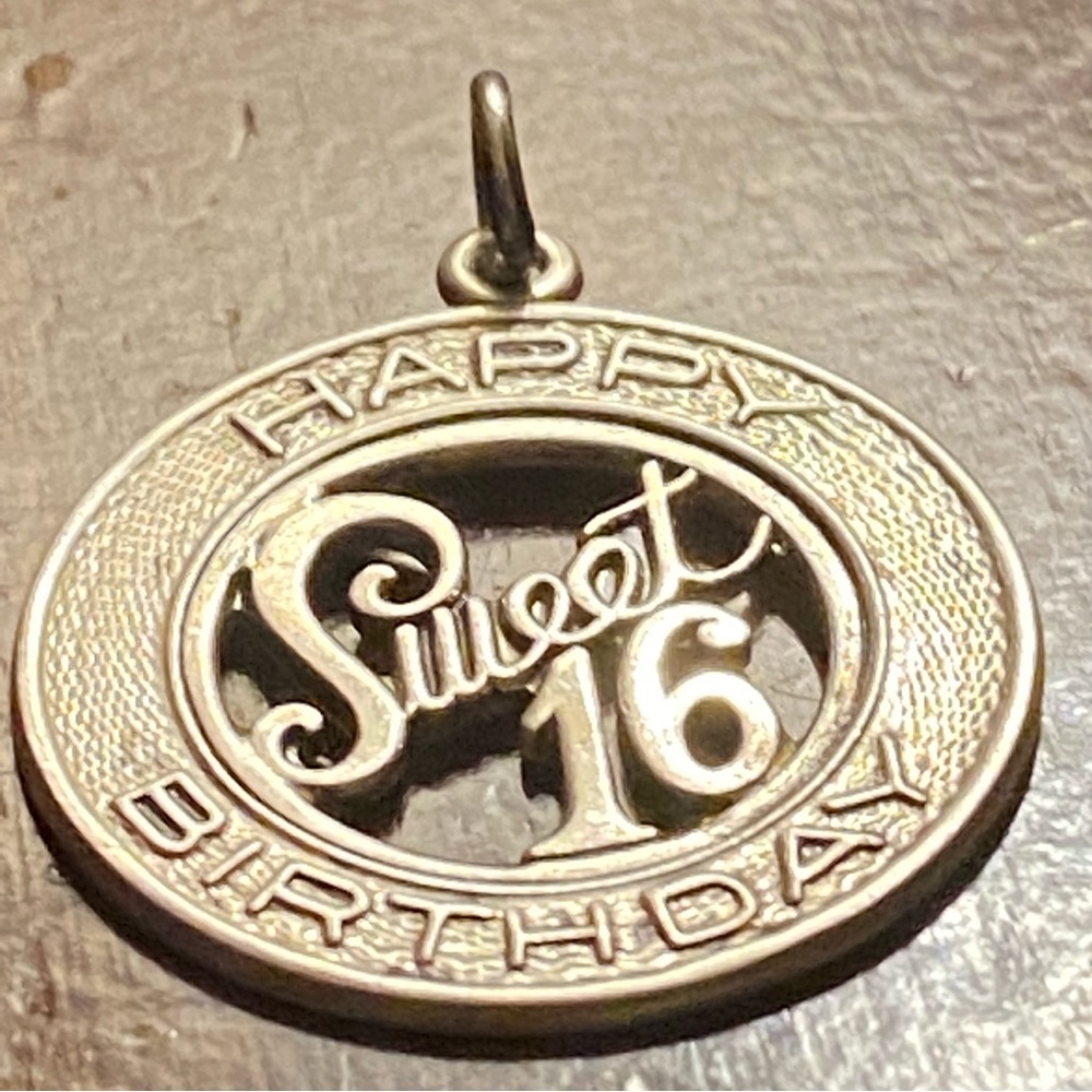 Vintage Sterling Danecraft Sweet Sixteen Birthday Disc Charm/Pendant Cut Out - Picture 2 of 5
